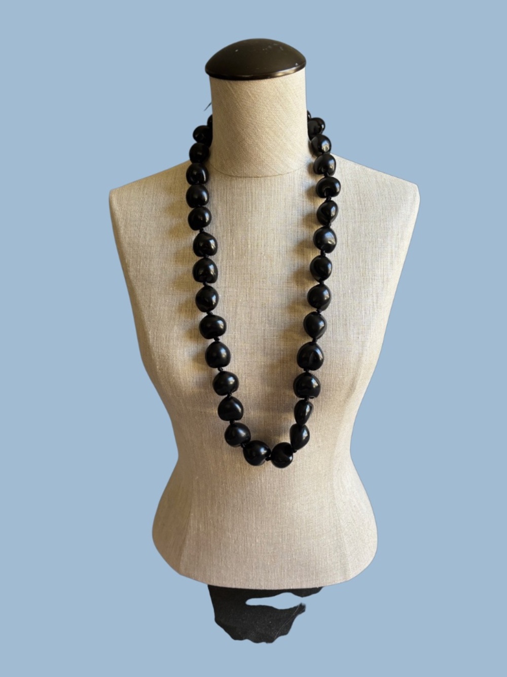 Authentic Unisex Hawaiian Black Kukui Nut Lei Necklace 32 Nuts